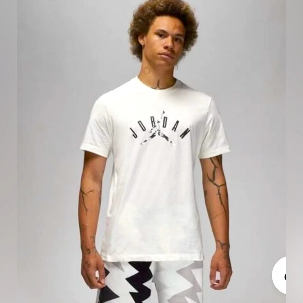 $38 NIKE AIR JORDAN JUMPMAN FLIGHT MVP T-SHIRT CREAM sz S
